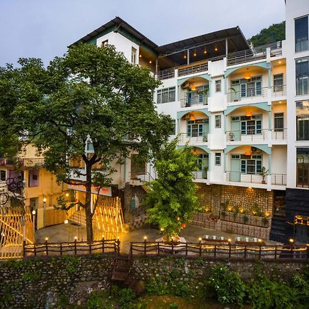 Zostel Rishikesh, Laxman Jhula Hostel Buitenkant foto