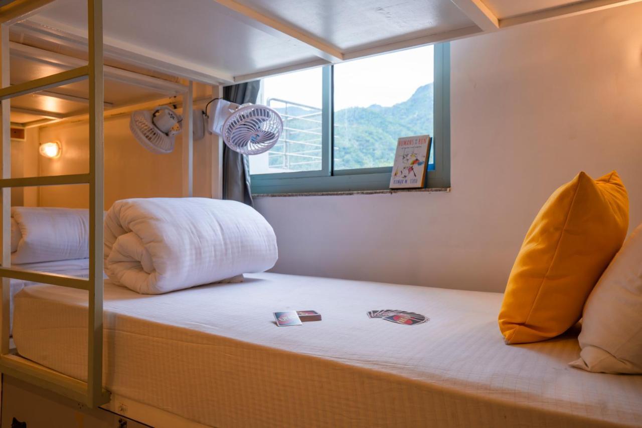 Zostel Rishikesh, Laxman Jhula Hostel Buitenkant foto