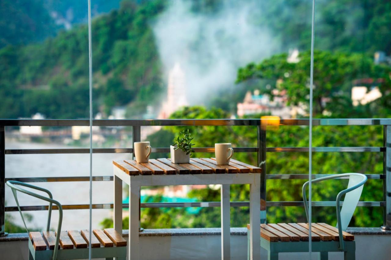 Zostel Rishikesh, Laxman Jhula Hostel Buitenkant foto